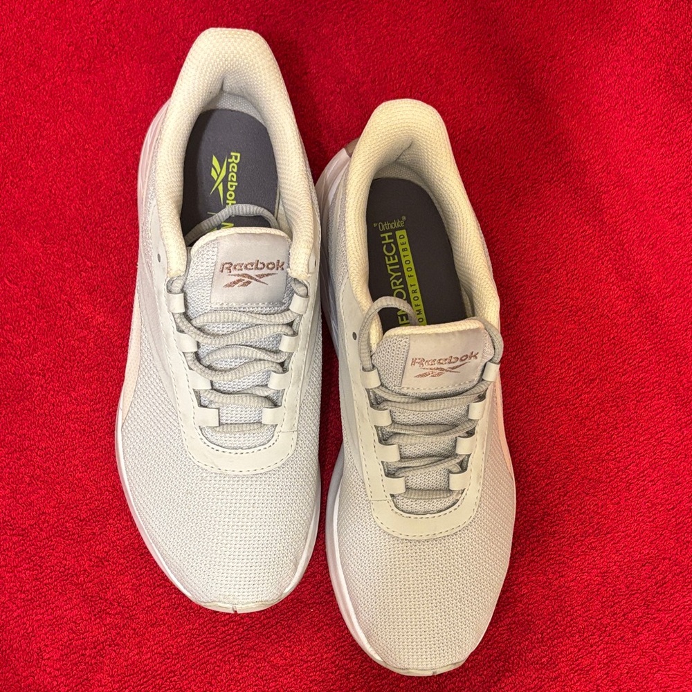 Reebok woman’s Gray Athletic Shoes